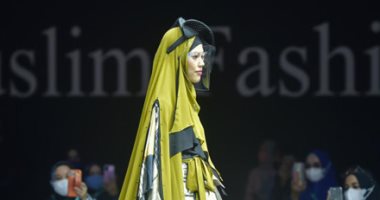 بالحجاب.. انطلاق فعاليات معرض أزياء الموضة فى إندونيسيا (فيديو)