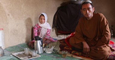 مأساة إنسانية.. أسرة أفغانية تبيع طفلتها البالغة 9 سنوات لتزويجها خوفا من الجوع