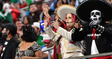 يوم الموتى.. احتفالات تعيد تقاليد حضارة الأزتيك بأمريكا والمكسيك.. صور