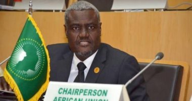 رئيس مفوضية الاتحاد الأفريقى يجرى مباحثات فى مالى لدفع العملية السياسية