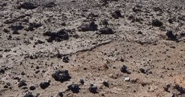 دراسة: شظايا الزجاج الغامضة المتناثرة عبر صحراء أتاكاما تكونت من انفجار مذنب