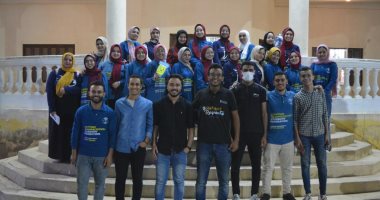 الاتحاد المصري لطلاب الصيدلة بجامعة سوهاج ينظم حملة توعية للتبرع "ببلازما الدم"