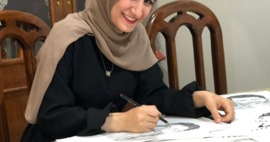 آية مجدي فتاة من الدقهلية تبدع في رسم البورتريهات.. لايف وصور