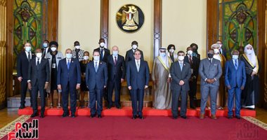 الرئيس السيسي يستقبل النواب العموم العرب والأفارقة المشاركين بمؤتمر النيابة العامة