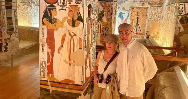 نجل الفنان العالمى أنتونى كوين يزور معالم الأقصر الفرعونية ويدعو أصدقاءه لزيارتها