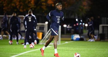 Pogba blessé en France s’entraînant en préparation pour le Kazakhstan .. Vidéo