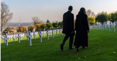 كامالا هاريس تزور مقبرة لضحايا الحرب العالمية الأولى من الأمريكيين فى فرنسا