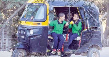 تشاجر أسرة مع سائق توك توك بسبب توصيلة المدرسة بالقاهرة