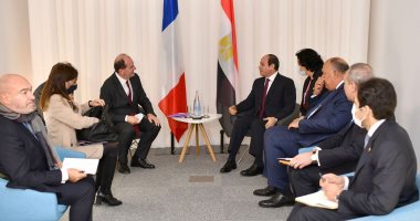 الرئيس السيسى يلتقى رئيس الوزراء الفرنسي جان كاستكس