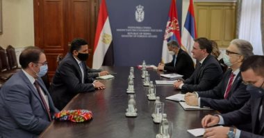سفير مصر فى بلجراد يبحث مع وزير خارجية صربيا تنشيط حركتى السياحة والطيران