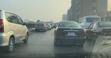 إعادة الحركة المرورية على طريق إسكندرية الزراعي بعد حادث تصادم سيارتين