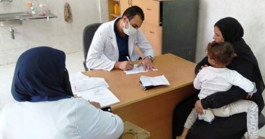 الكشف الطبى على 1155 مواطنا خلال قافلة طبية مجانية بقرية الشيخ شبل فى سوهاج