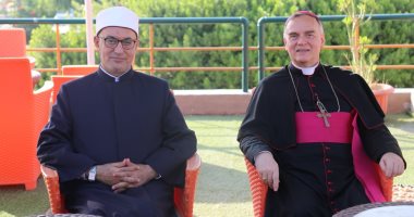أمين "البحوث الإسلامية" يلتقى سفير الفاتيكان بمصر ويناقشان دور وثيقة الأخوة الإنسانية