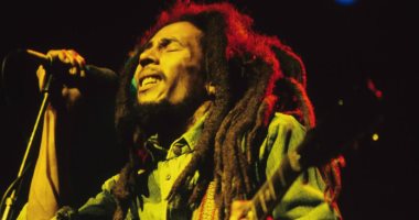فيلم Bob Marley: One Love يحافظ على صدارة شباك التذاكر بـ 100 مليون دولار
