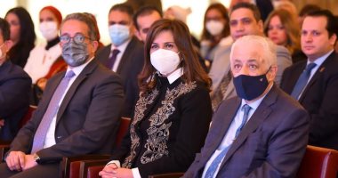 3 وزراء يشهدون استعراض استراتيجية جديدة للتواصل والاتصال مع المصريين بالخارج