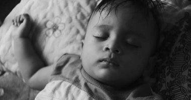 هل يعانى الأطفال من الكوابيس؟ معلومات مدهشة عما يحدث لصغيرك أثناء نومه