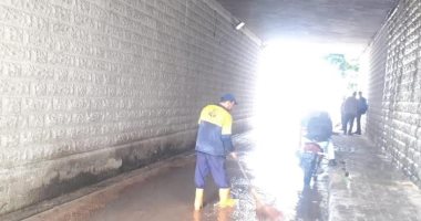 الدفع بـ 3 آلاف عامل نظافة لكسح مياه الأمطار من الشوارع بالإسكندرية