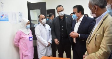 خالد عبد الغفار يتفقد استعدادات مستشفيات الأقصر لحفل افتتاح طريق الكباش