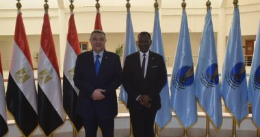 محافظ البحر الأحمر يستقبل سفير ناميبيا بالقاهرة لبحث سبل التعاون