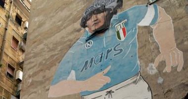 نابولي يحيي ذكرى وفاة مارادونا بجداريات وأعمال نحتية