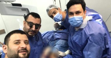 جراحو مستشفى جامعة المنوفية ينجحون فى إعادة يد شاب بكامل وظائفها بعد بترها