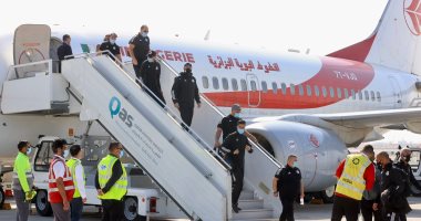 طائرة الجزائر تصل الدوحة للمشاركة فى كأس العرب 2021.. صور
