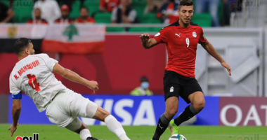 حارس لبنان يحافظ على التعادل السلبي أمام منتخب مصر بكأس العرب