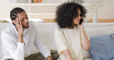 6 قواعد للحفاظ على خصوصية العلاقة الزوجية.. أهمها عدم انتقاد الزوج أمام آخرين