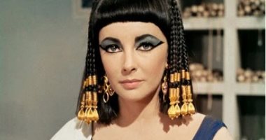 4 استخدامات للحناء عرفتها المرأة المصرية القديمة.. عملت منها مانيكير وصبغة