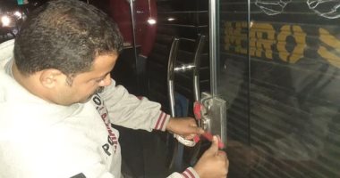 غلق 15 محلا ومقهى مخالف فى حملات مكبرة بأحياء الإسكندرية