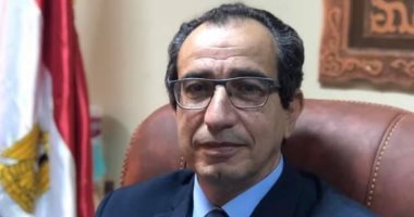 السيرة الذاتية للدكتور ياسر حتاتة رئيس جامعة الفيوم