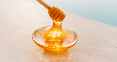 وصفات طبيعية لتفتيح البشرة بالعسل.. سهلة وتمنحك إشراقة سريعة