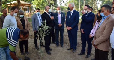 وزير الرى يشهد زراعة 1000 شجرة مثمرة بالقناطر الخيرية