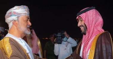السعودية نيوز | 
                                            سلطان عمان يستقبل ولي العهد السعودي في المطار الخاص
                                        