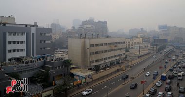 أجواء شديدة البرودة ورياح مثيرة للرمال والأتربة تمتد للقاهرة الكبرى.. صور 