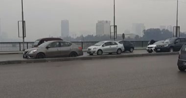 حركة المرور أعلى كوبرى أكتوبر وحالة الطقس فى القاهرة.. بث مباشر
