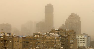 الأرصاد: ذروة العاصفة الترابية بالقاهرة خلال ساعة وهذا موعد تحسن الجو
