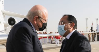 رئيس الوزراء يستقبل نظيره اللبنانى لدى وصوله مطار القاهرة (صور)