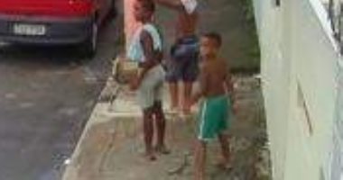 أطفال تعرضوا للضرب حتى الموت على أيدى مهربى المخدرات فى البرازيل.. والسبب "طائر"