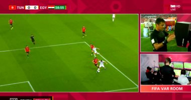 فيديو.. "VAR" ينقذ مصر من إحتساب ضربة جزاء أمام تونس فى نصف نهائى كأس العرب
