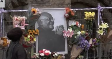 جنوب افريقيا تبدأ أسبوع الحداد على وفاة القس ديسموند توتو .. فيديو