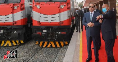 الرئيس السيسى يشهد تدشين وحدات متحركة جديدة للسكة الحديد بمحطة أسوان
