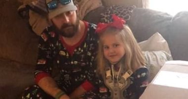 ترامب وزوجته ميلانيا يفاجئان طفلة فقدت شقيقتها بهدية عيد الميلاد.. فيديو