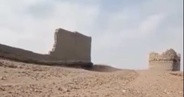 هنا نقب علاء حسانين عن الآثار فى مصر القديمة بتمويل من حسن راتب.. فيديو