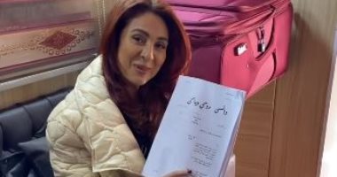 لورا عماد زوجة شريف منير تعود للتمثيل بعد 20 عامًا على اعتزالها.. فيديو