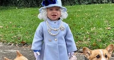 طفلة تتلقى خطابًا من الملكة إليزابيث بعد تقمصها شخصيتها في الهالوين