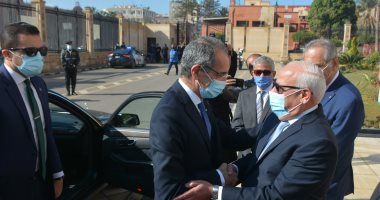 محافظ بورسعيد يعلن عن توصيل كابلات فايبر لـ 688 منشأة حكومية