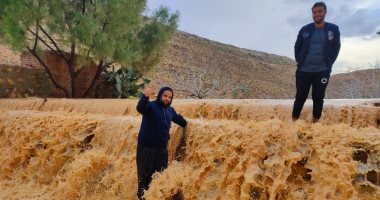 مطر الخير بمطروح .. شاب يشارك "صحافة المواطن" بصور للأمطار والسيول