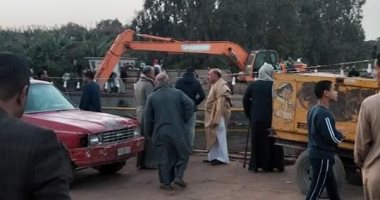 سقوط سيارة من معدية بنهر النيل فى الجيزة