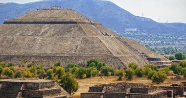 الكشف عن دفن شعوب الأزتيك الموتى تحت أهرامات المكسيك